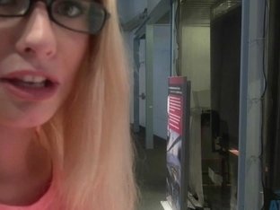 Atkgirlfriends Video: Allie James Wants You To Take Her To The Science Center