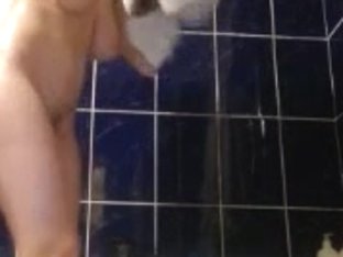 A Shower And Some Pussy Rubbing