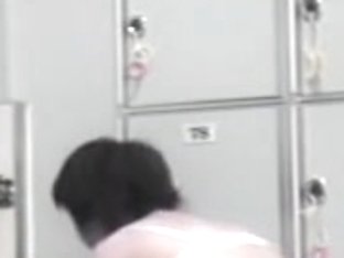 Asians From Changing Room Give Erotic Tits Shake Show