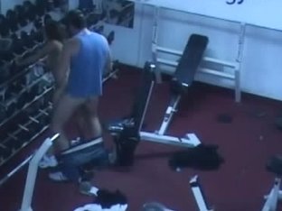 Horny Girl Fucking In Gym On A Spy Cam