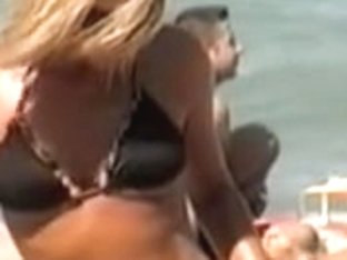 Real Amateur MILF On The Candid Video On The Beach 04o
