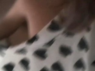 Downblouse Footage Of The Asian Chick With Sunglasses