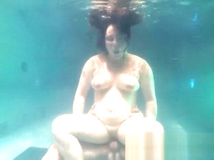 Sex Underwater Part 1