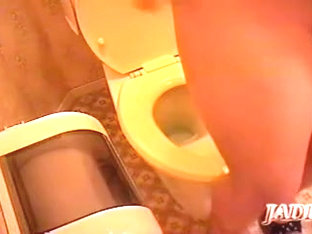 Solo Spy Cam Shooting Blonde Asian Orgasm On The Toilet